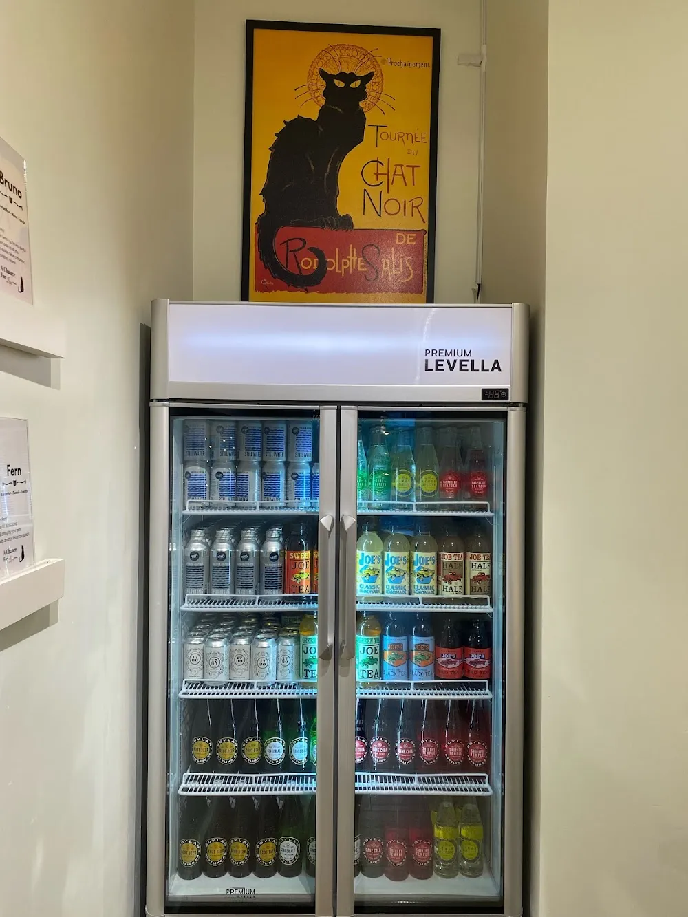 Cat cafe cat cafe in Old Saybrook - cats