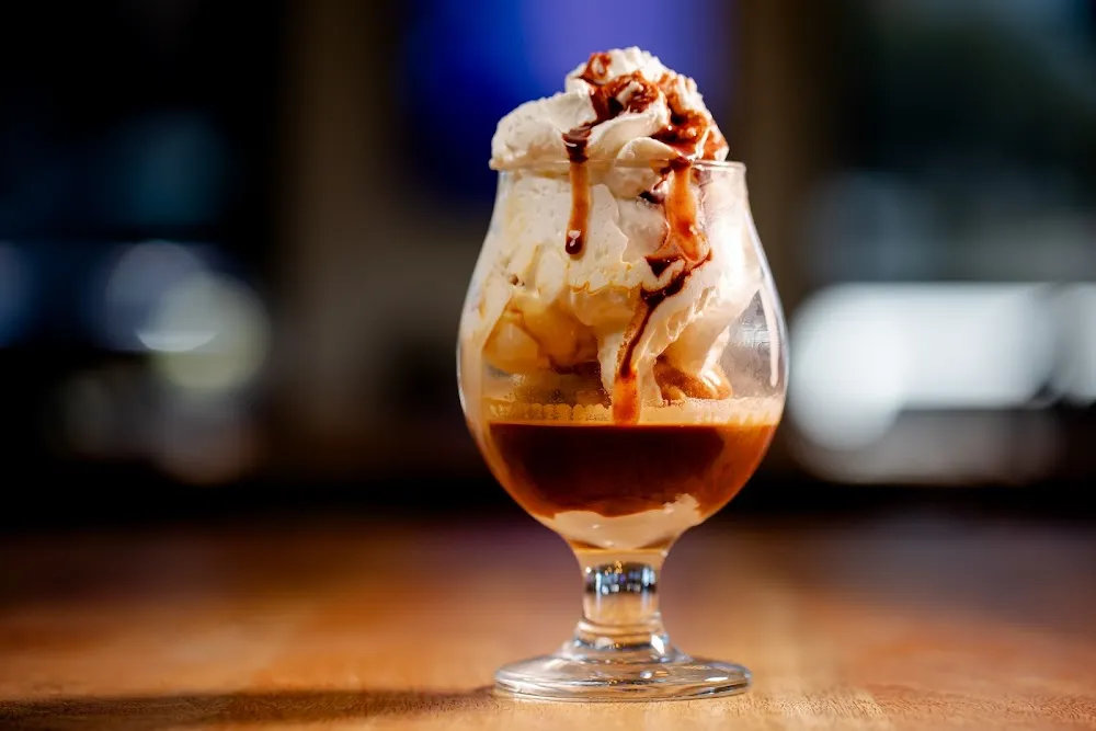 Cat & Craft cat cafe in Vista - cats