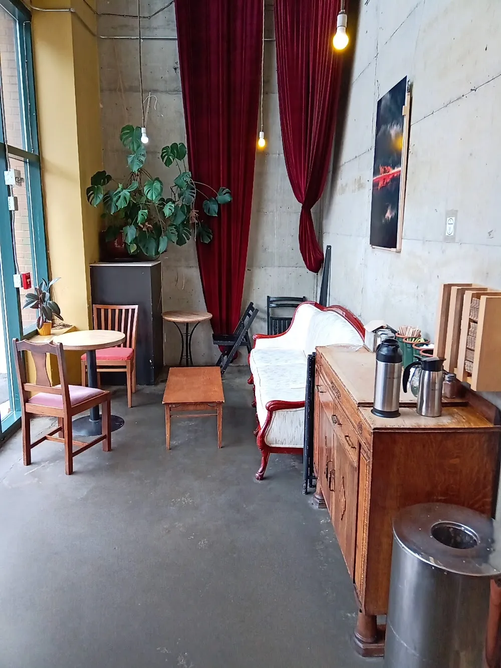 Java Cat Cafe Vancouver cat cafe in Vancouver - atmosphere