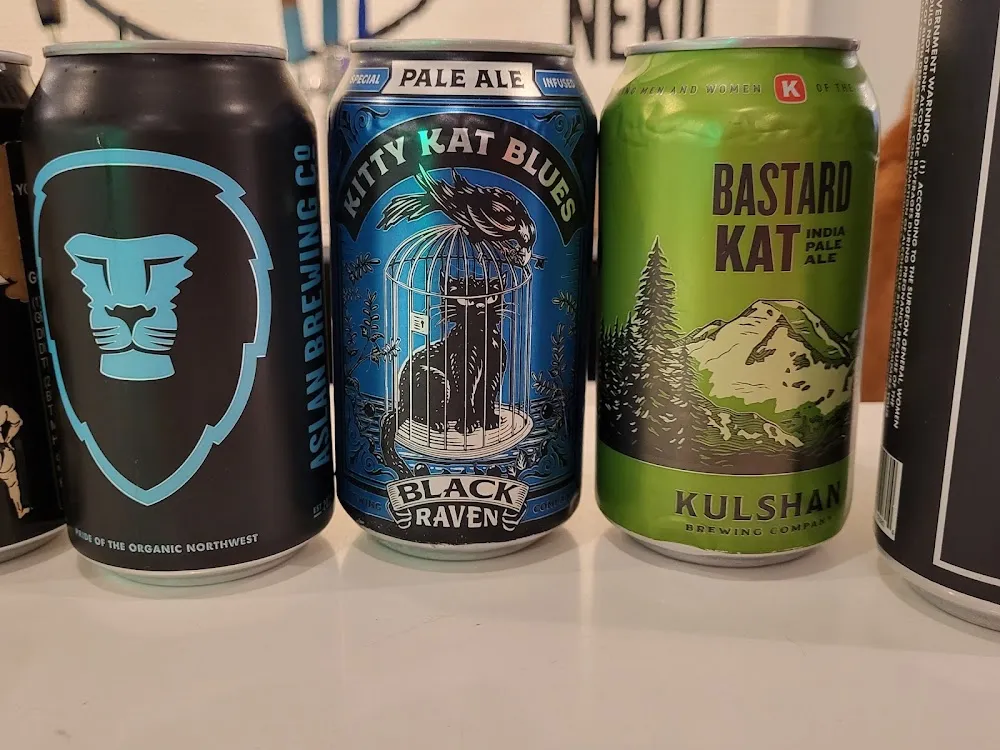 NEKO Cat Cafe Bellingham cat cafe in Bellingham - cats