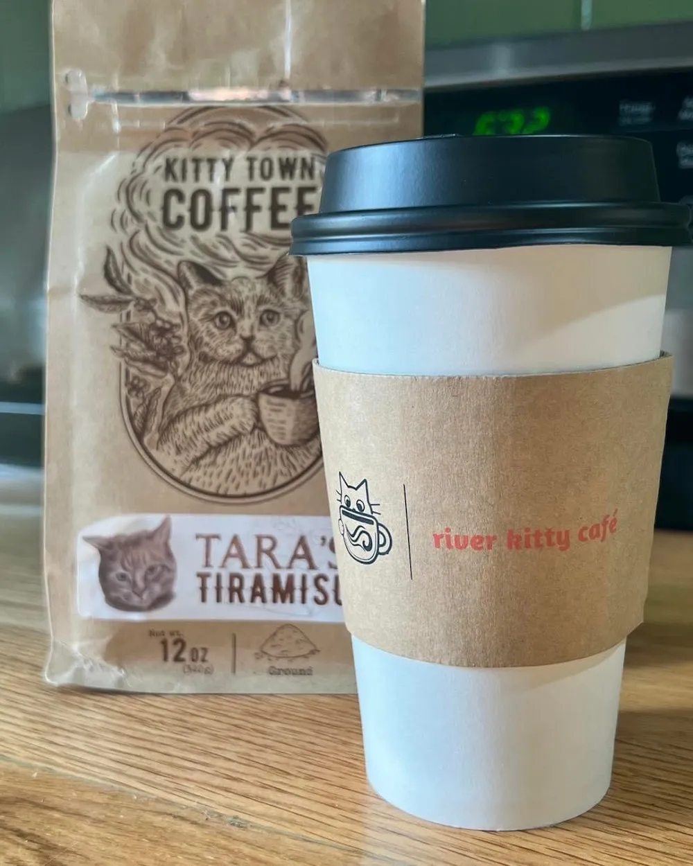 River Kitty Cafe cat cafe in Peoria - cats